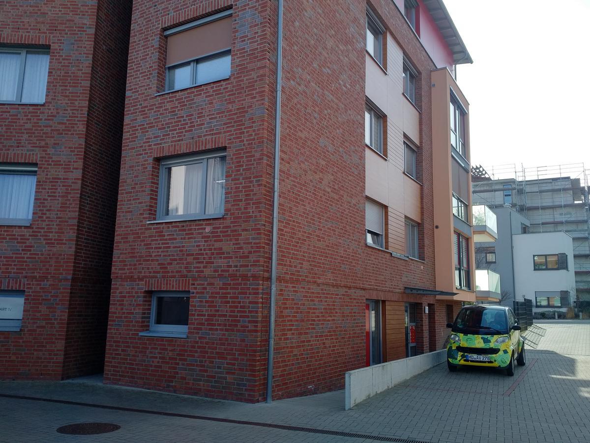 Aaron - Privatunterkunft Magdeburg Eksteriør billede