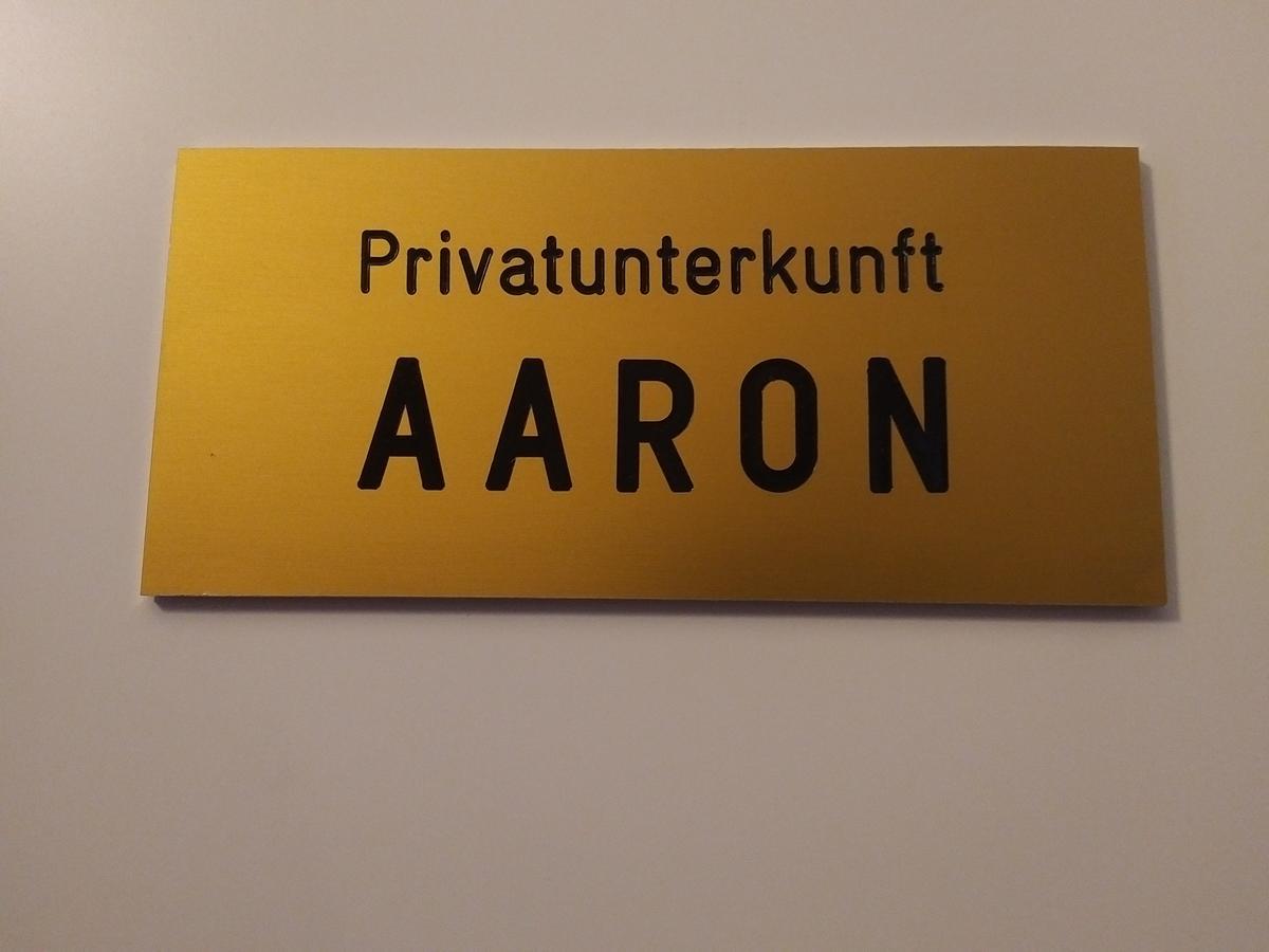 Aaron - Privatunterkunft Magdeburg Eksteriør billede